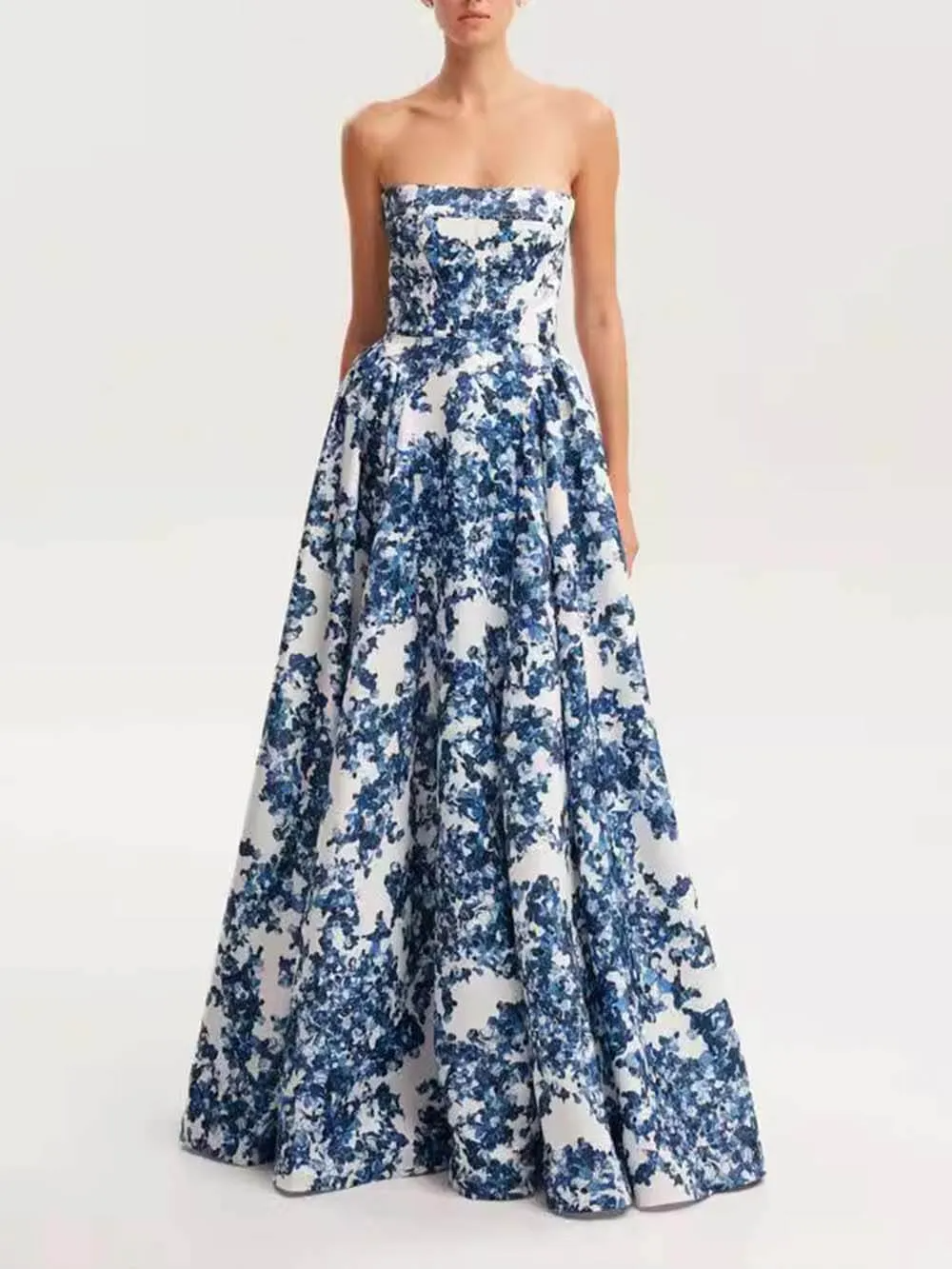 Ariana - Maxi Dress