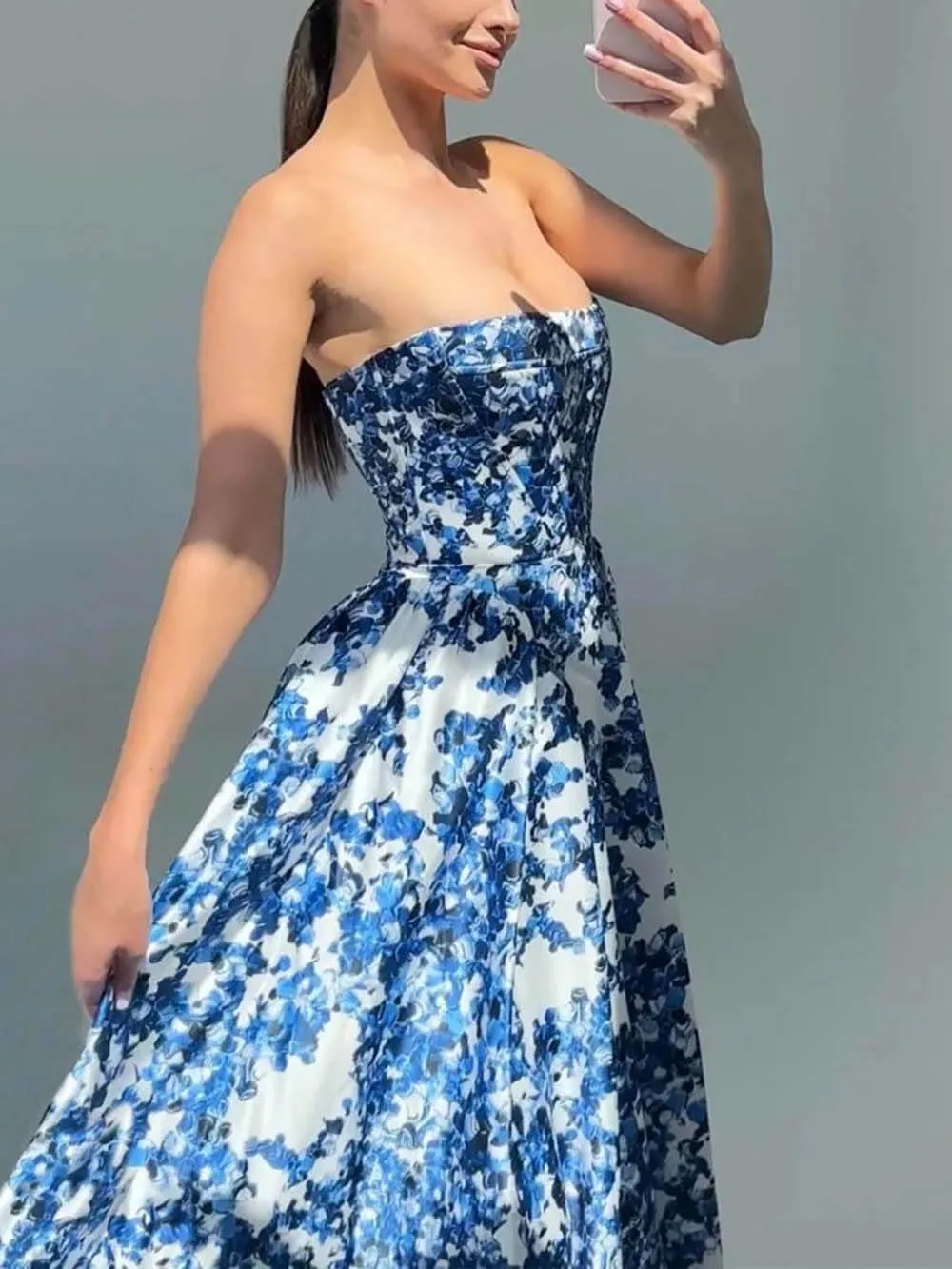 Ariana - Maxi Dress