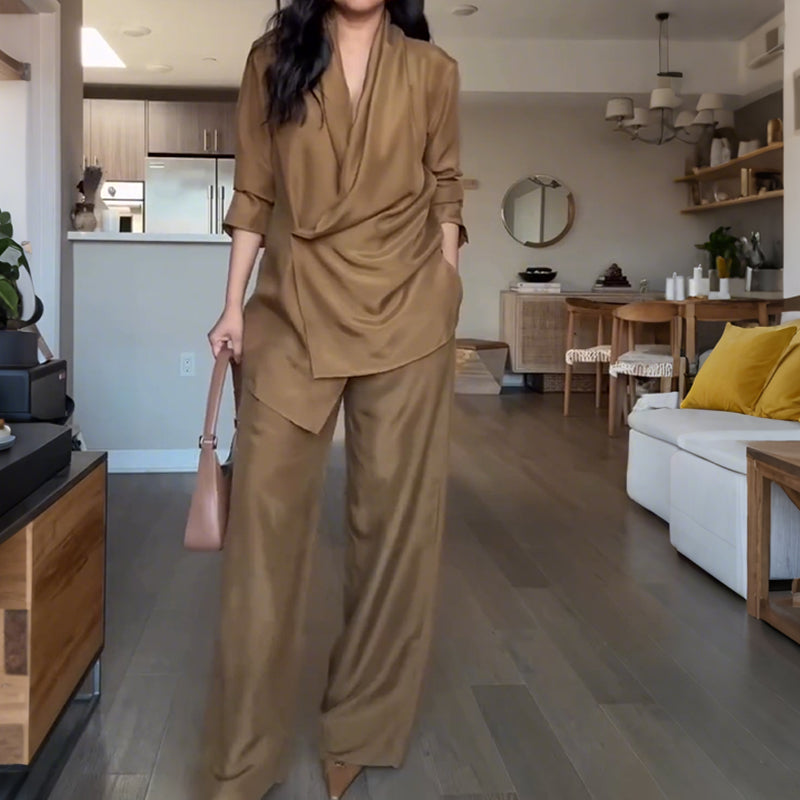 Women's Fashionable Two-Piece Set of Top and Pants