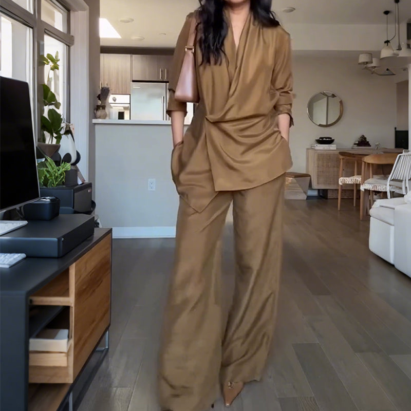 Women's Fashionable Two-Piece Set of Top and Pants