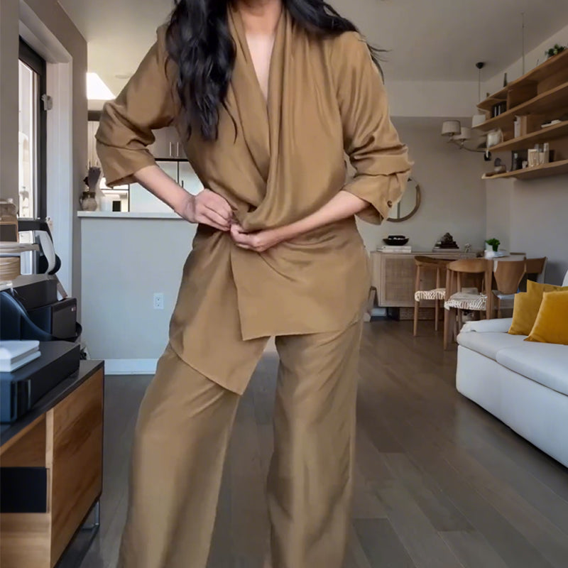 Women's Fashionable Two-Piece Set of Top and Pants