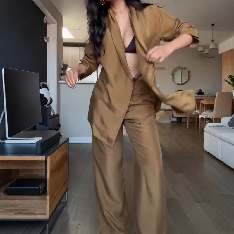 Women's Fashionable Two-Piece Set of Top and Pants