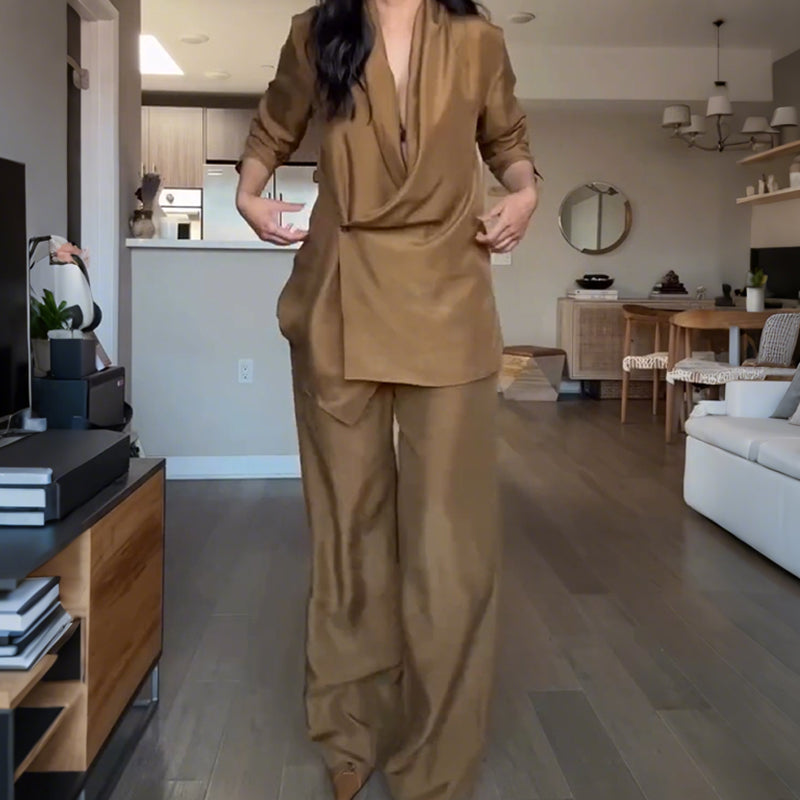 Women's Fashionable Two-Piece Set of Top and Pants